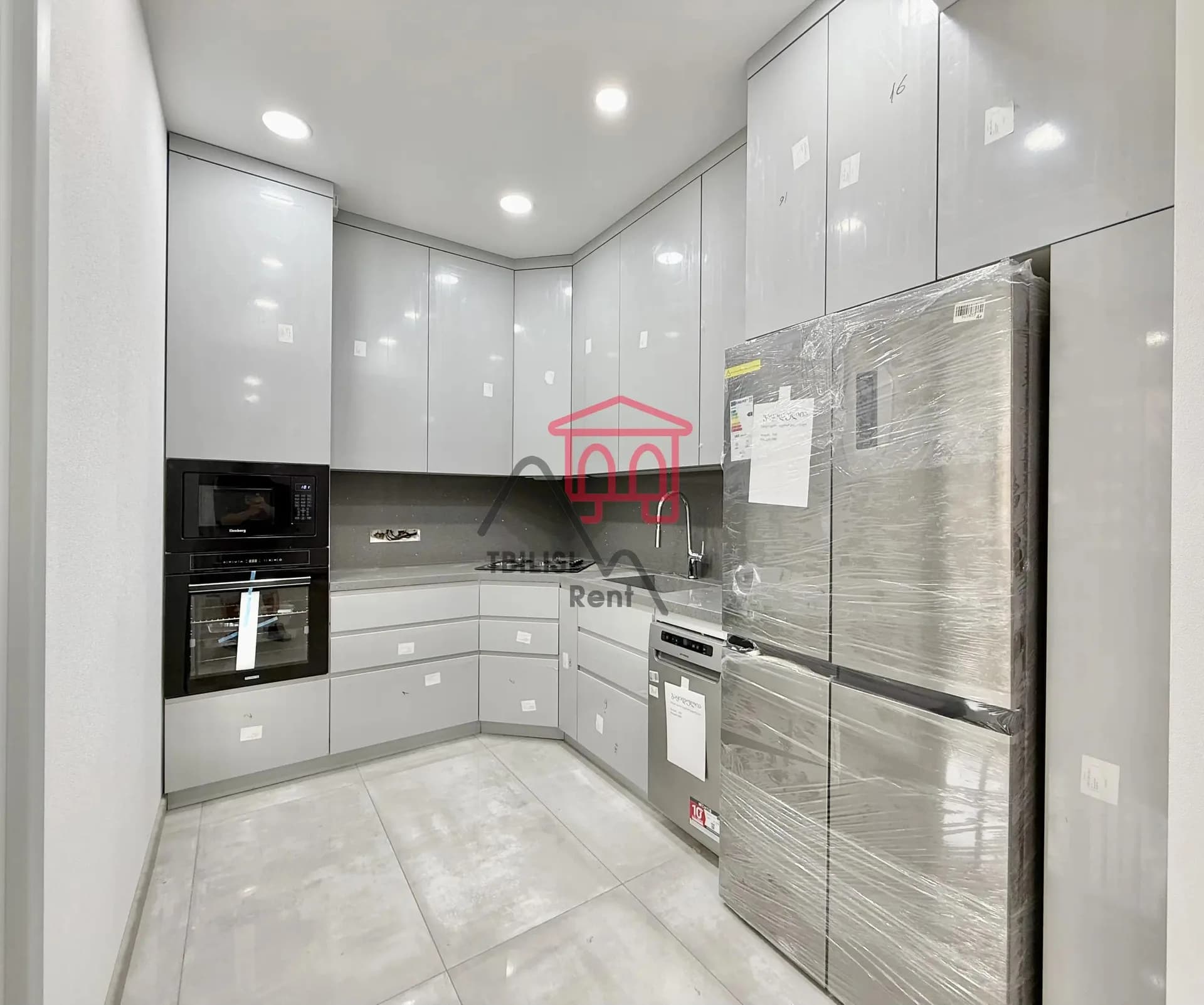 4-room apartment for rent, Mtatsminda District, photo 2 of 10